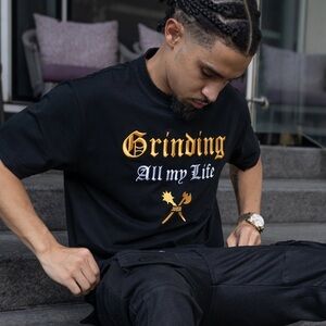 Sz 4xl GRINDING ALL MY LIFE TEE Black Graphic T-Shirt